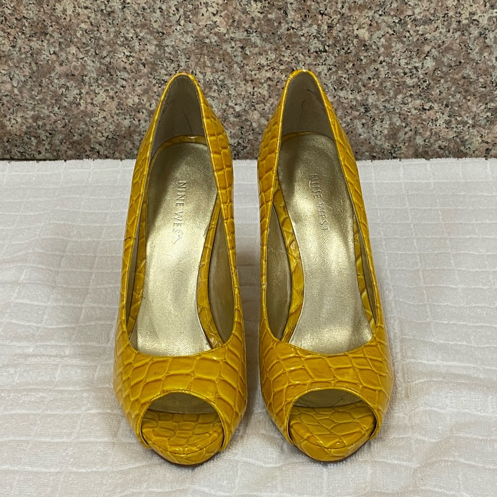 Nine West snake skin high heels